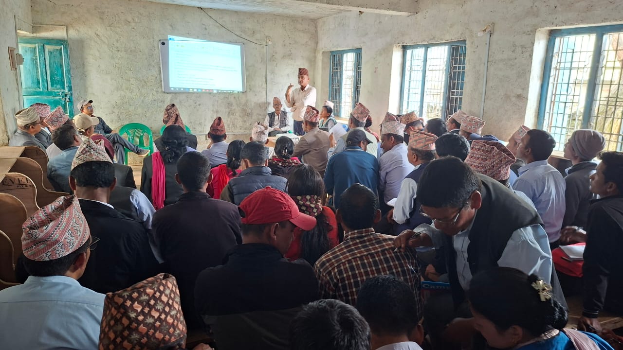 शैक्षिक गुणस्तर सुधारको लागि सिगास गाउँपालिकाका प्रअसँग अन्तरक्रिया