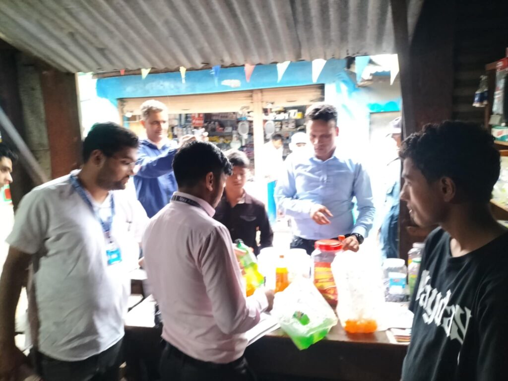 बैतडीको पुर्चौंडीमा बजार अनुगमन