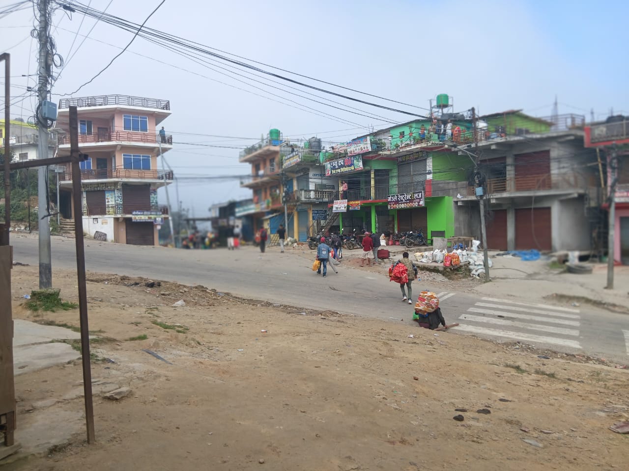 डडेल्धुरा कारागारका कैदीबन्दी भागे