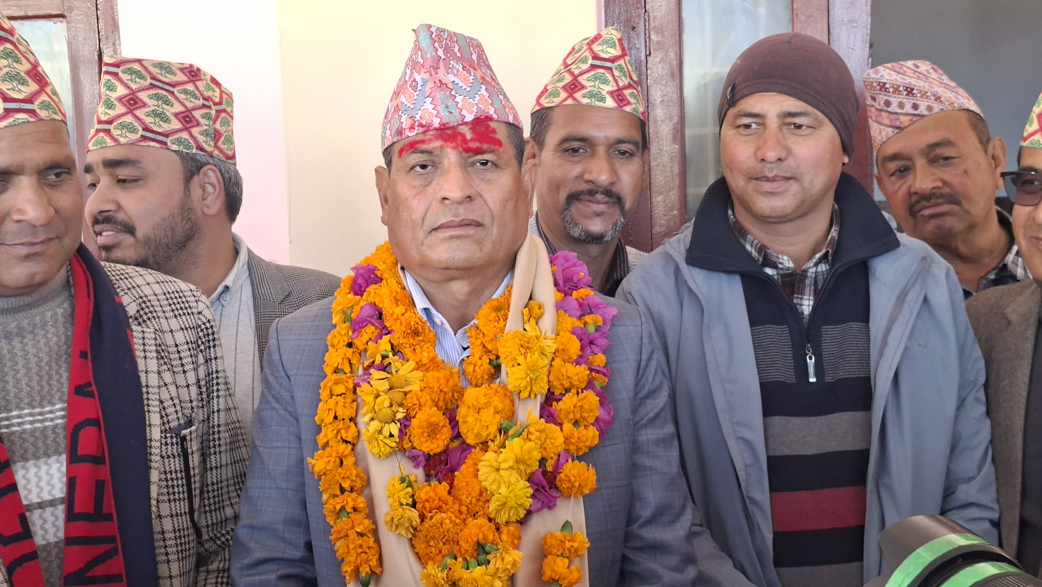 बैतडीमा काङ्ग्रेसको तर्फबाट क्यान अध्यक्ष चन्दले उम्मेदवारी दर्ता गराए
