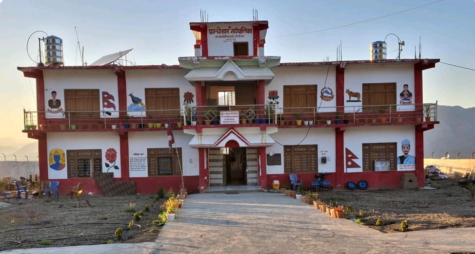 बैतडीको पञ्चेश्वरमा पशुको कृत्रिम गर्भाधान सेवा सुरु