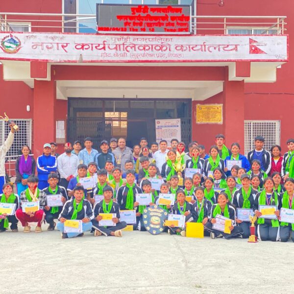 बैतडीको पुर्चाैडी नगरपालिकाद्वारा खेलाडीहरुलाई नगदसहित सम्मान