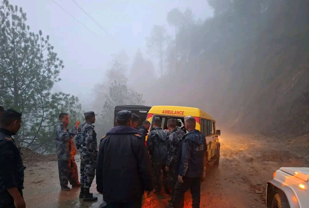 डडेल्धुरामा बोलेरो जिप दुर्घटना हुँदा दुईजनाको मृत्यु