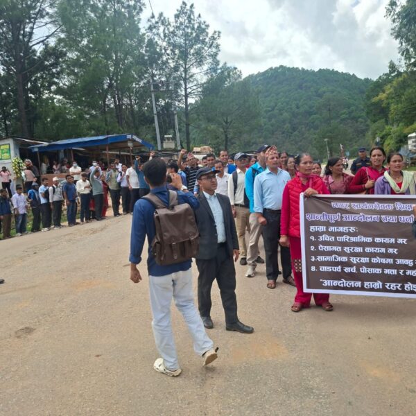 पाटनमा स्वयंसेवक शिक्षकको उचित पारिश्रमिक मंसिरदेखि उपलब्ध गराउने सहमति